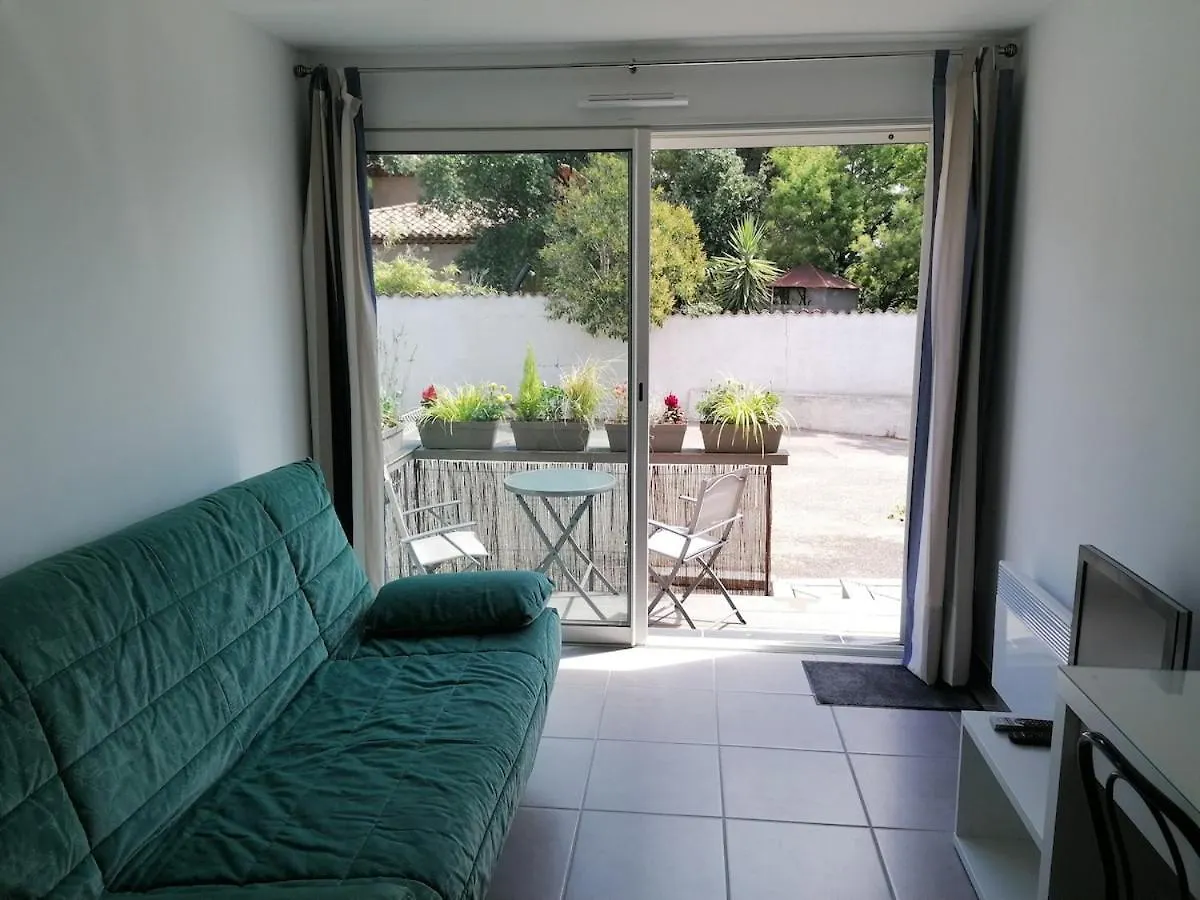 Appartement F1 Location Proche Mer La Garde  0*, La Garde (Var) France
