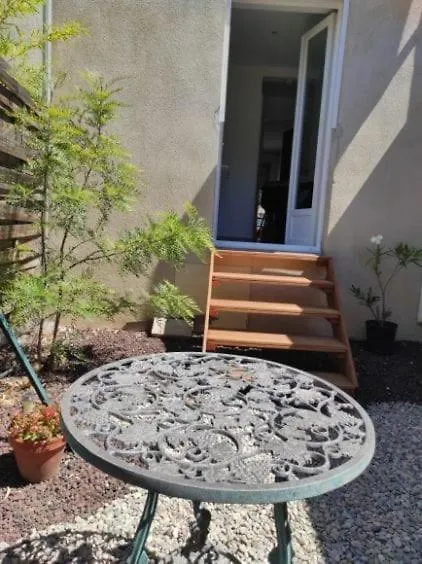 Appartement F1 Location Proche Mer La Garde  La Garde (Var)